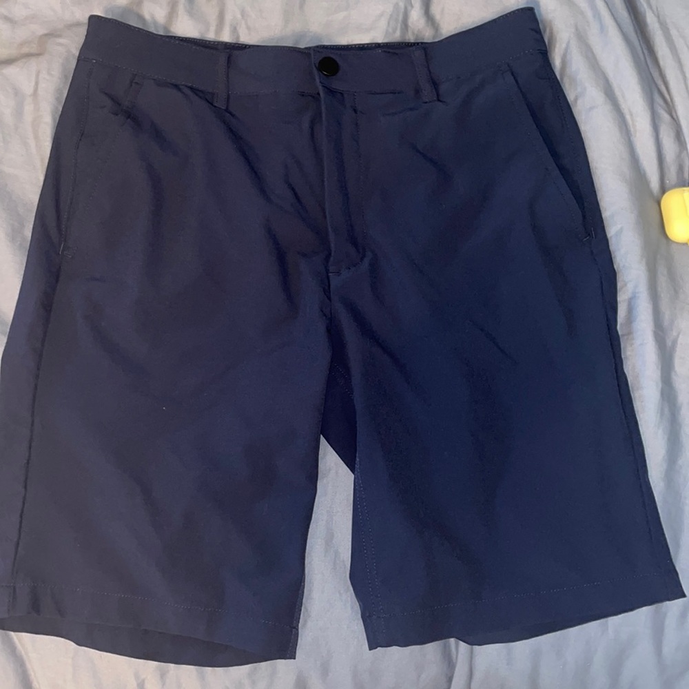 Never been worn Vince Camuto Dress/Golf Shorts MENS SIZE 30